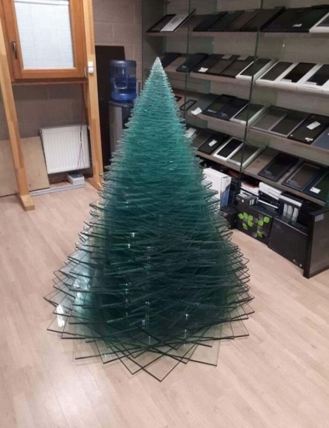 4 creative glass christmas tree decoration idea