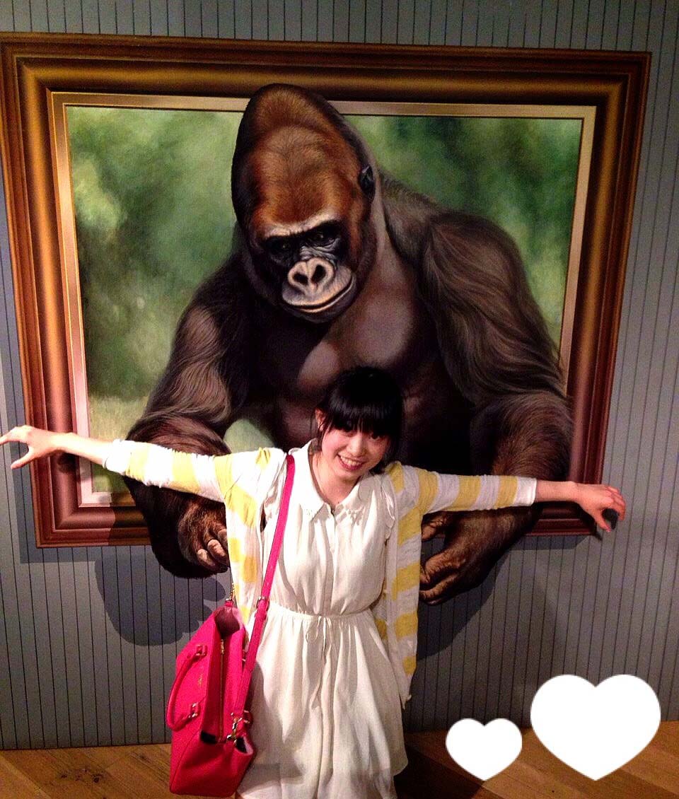 funny paintings gorilla
