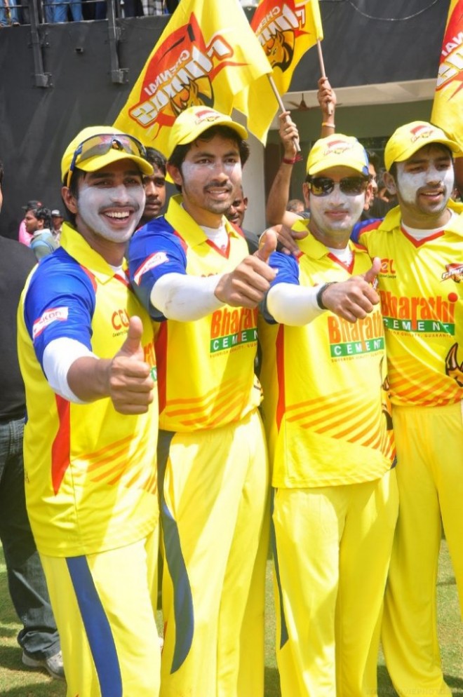 tamil heros funny cricket