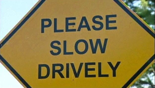 funny spelling mistake traffic signboard